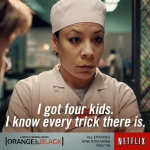 Selenis Leyva/ Gloria Mendoza (Netflix)